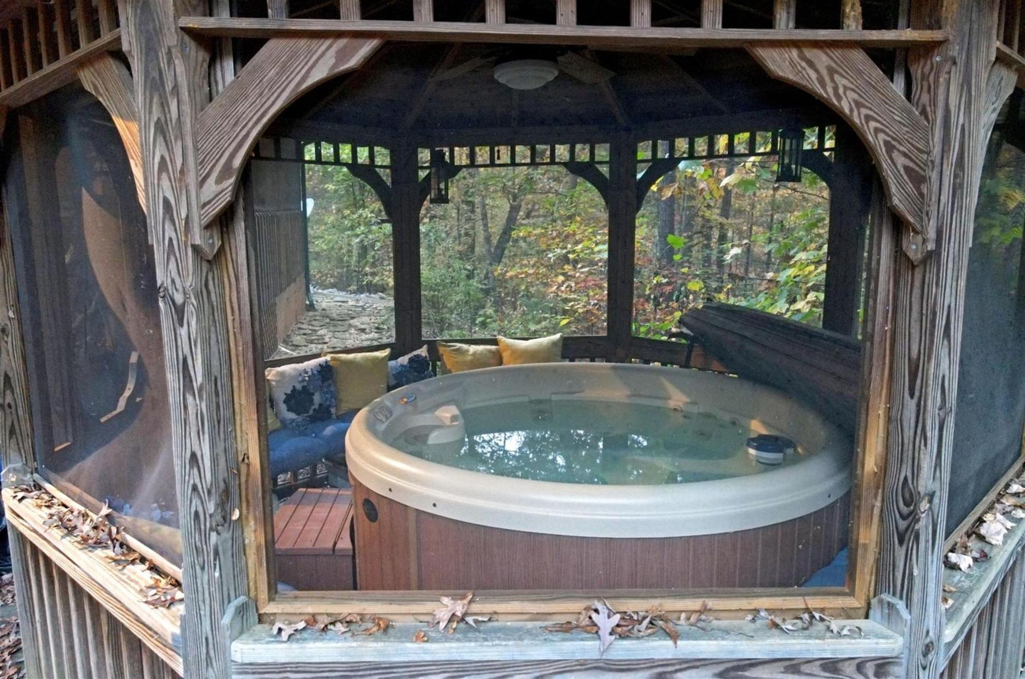 Hawk Haven- Blue Ridge Villa Morganton Exteriör bild